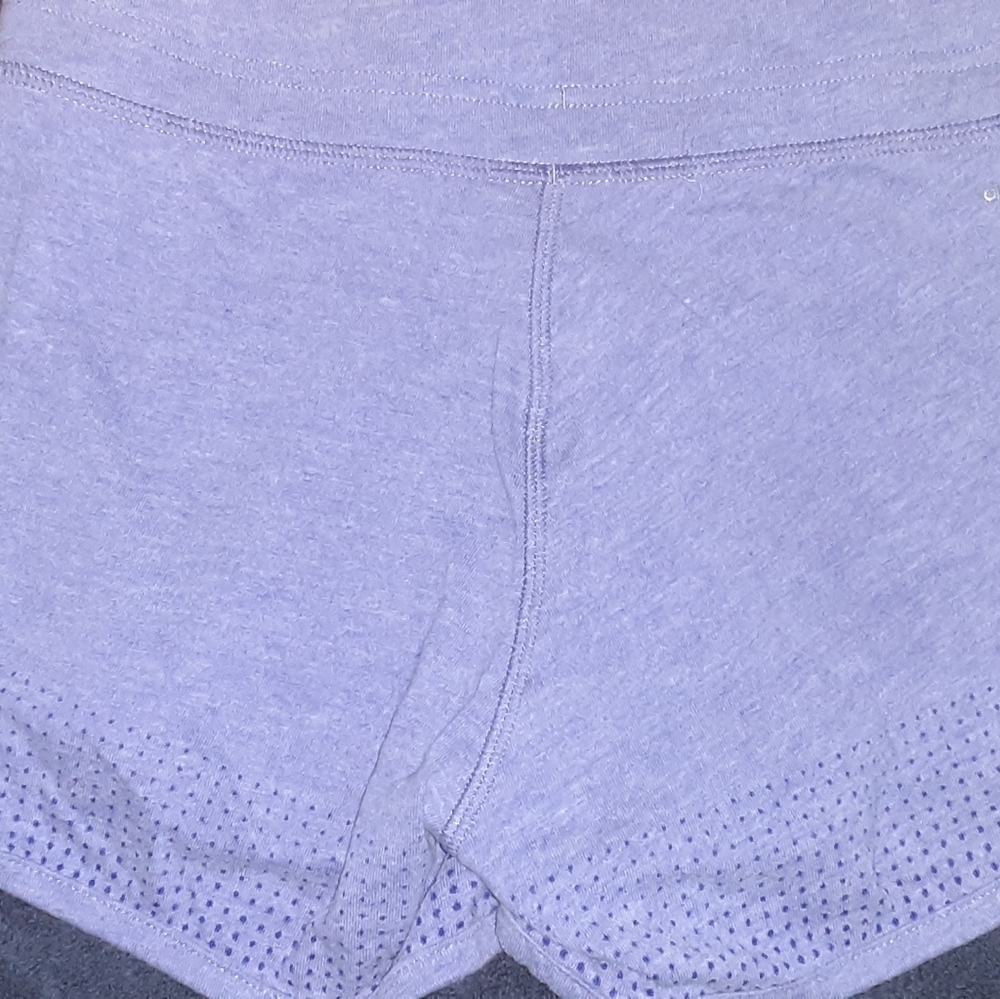 Shorts - Picture 2 of 3